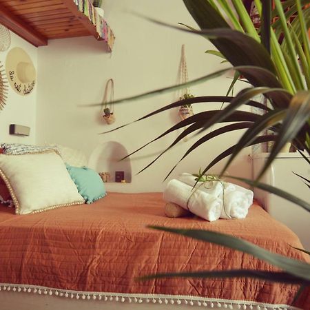Bright & Relaxing Loft With Attic Room In The Heart Of Mykonos City Mykonos Town エクステリア 写真