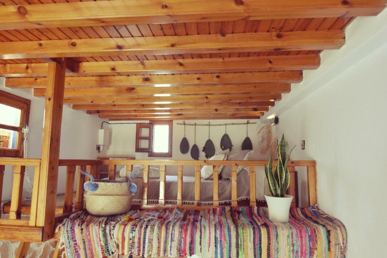 Bright & Relaxing Loft With Attic Room In The Heart Of Mykonos City Mykonos Town エクステリア 写真